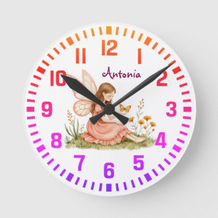 Cooler Individuelle Name Rosa Fee mit Schmetterlin Runde Wanduhr