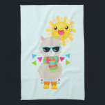 Cooler Llama und lächelnde Kawaii Sun Geschirrtuch<br><div class="desc">Ein Küchentuch mit einem cool aussehenden Lamm mit dunkler Sonnenbrille. Dressed in einem bunten gestreiften Schal und lustige kleine Stiefel. Eine hellgelbe Sonne mit einem glücklichen kawaii Gesicht im Hintergrund. Die kuscheligen,  bunten Dreiecke umgeben dieses lustige Lama. Blauer Hintergrund.</div>