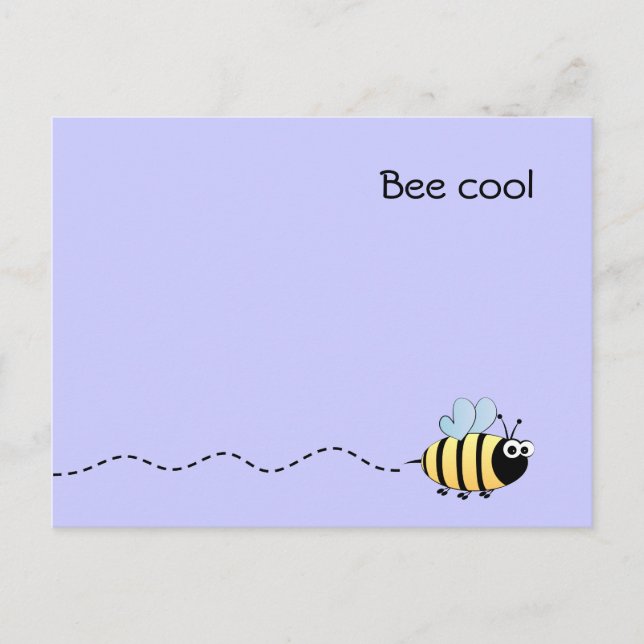 Cooler niedlicher BienenCartoon lila Postkarte (Vorderseite)