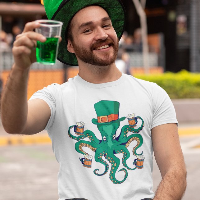 Cooler Octopus Leprechaun St. Patrick's Day T-Shirt (Von Creator hochgeladen)
