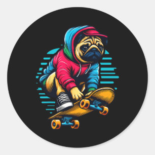 Cooler Pug-Hundebesitzer Skateboarding Illustratio Runder Aufkleber
