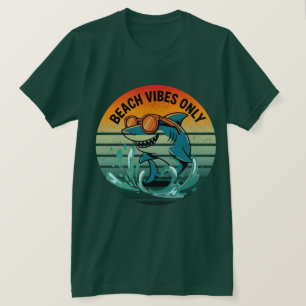 Cooler Retro-Hai mit Sonnenbrille - Beach Vibes nu T-Shirt