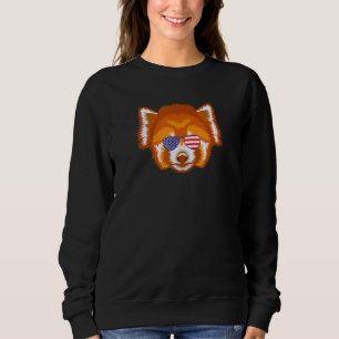 Cooler roter Panda, der eine Sonnenbrille aus der Sweatshirt