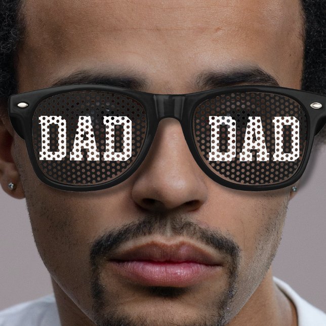 Cooler Schwarzer Vater Vatertag Partybrille (black and white bold letter dad retro sunglasses)