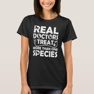 Cooler Tierarzt für Männer - Veterinärmedizin Dok. T-Shirt