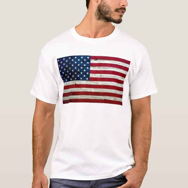 Cooles beunruhigtes amerikanische Flaggen-Holz T-Shirt (Vorderseite)