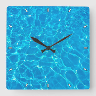 Cooles blaues Schwimmbad Wasser Quadratische Wanduhr