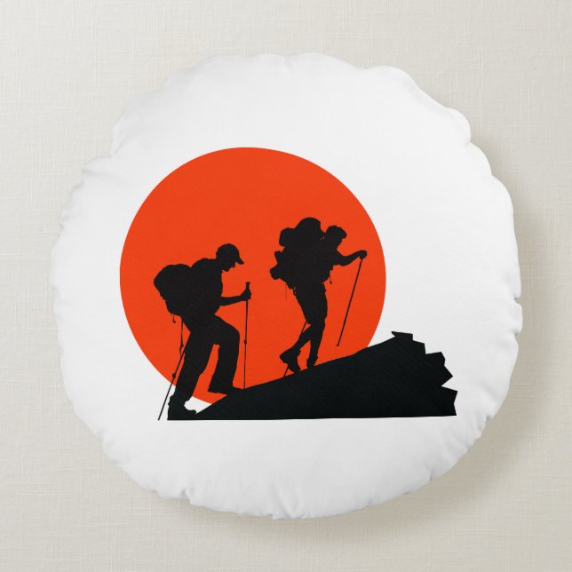 cooles Designerkissen beim Wandern in der Liebe Rundes Kissen (Vorderseite)