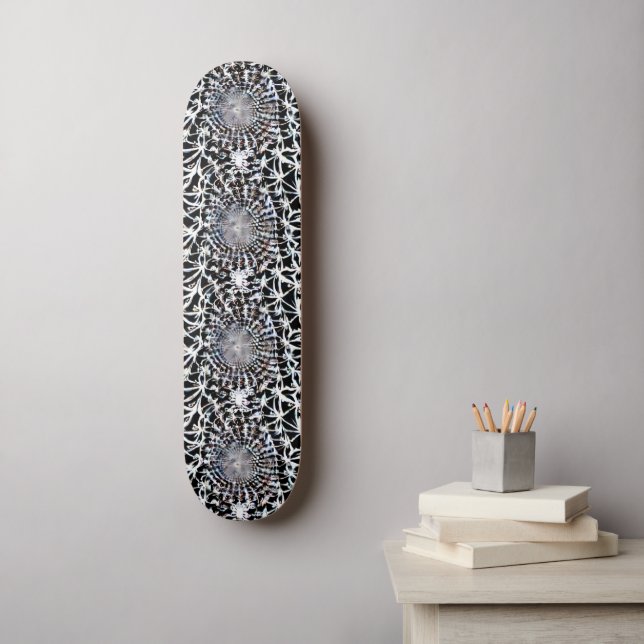 COOLES FRAKTAL DIAMOND SKATEBOARD (Wandkunst)