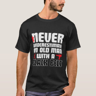 Cooles Karate Humor-Shirt für Männer. Lustige Kamp T-Shirt