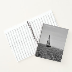 Cooles modernes Foto von Segelbooten im Sommer Notizbuch