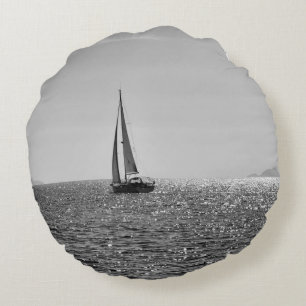 Cooles modernes Foto von Segelbooten im Sommer Rundes Kissen