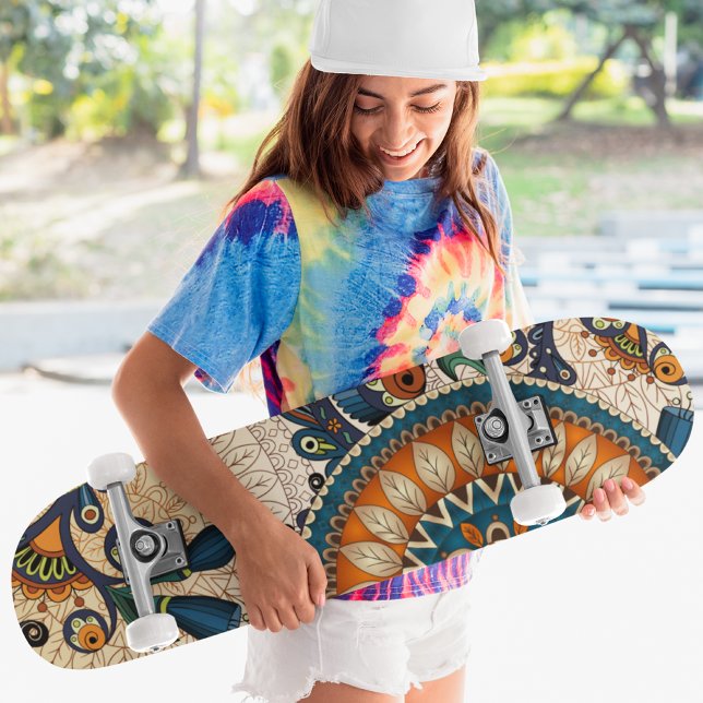 Cooles Muster der Retro-Floral Skateboard (Von Creator hochgeladen)