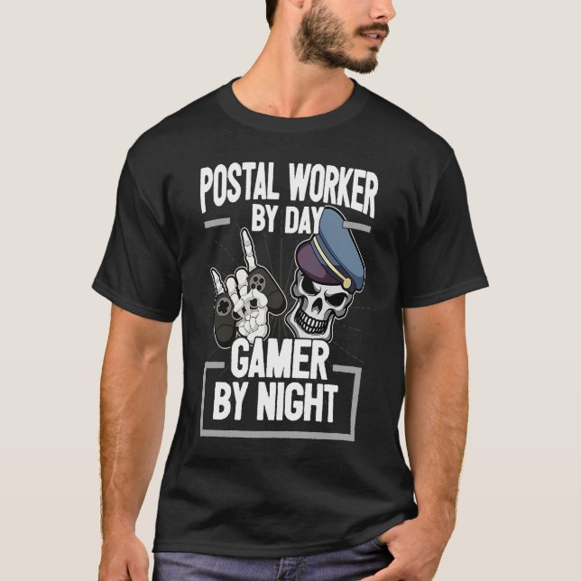 Cooles Postman Sprichwort Postman I Gaming Console T-Shirt (Vorderseite)