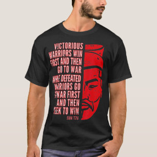 Cooles Red Distressed Sun Tzu Portrait mit Zitat T-Shirt