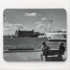 Cooles städtisches Foto des Lebensstils in Istanbu Mousepad