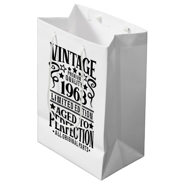 Cooles Vintages Geburtsjahr 1963 Mittlere Geschenktüte (Vorderseite Schrägansicht)