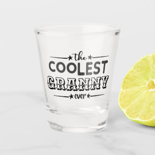 Coolste GRANNY je Bar Party Typografie lustig Schnapsglas