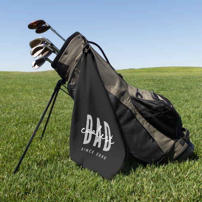 Coolster Vater seit 20XX Moderne, einfache Preppy Golfhandtuch (Gras)