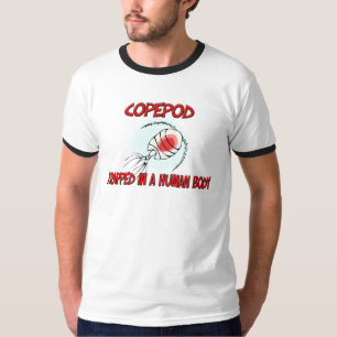 Copepod eingeschlossen in einem menschlichen T-Shirt