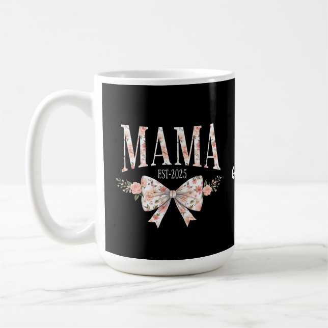 Coquette Bow Mama Est 2025 Glücklicher Muttertag Kaffeetasse (Links)