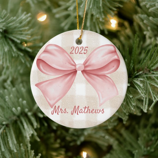 Coquette Pink Bow Lehrer Custom Weihnachten Keramik Ornament (Baum)