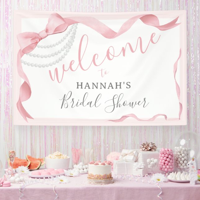 Coquette Pink Bow & Pearls Modernes Brautparty Banner (Party)