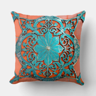 Coral Breeze: Art Nouveau Tiled Motif in Aluminium Kissen