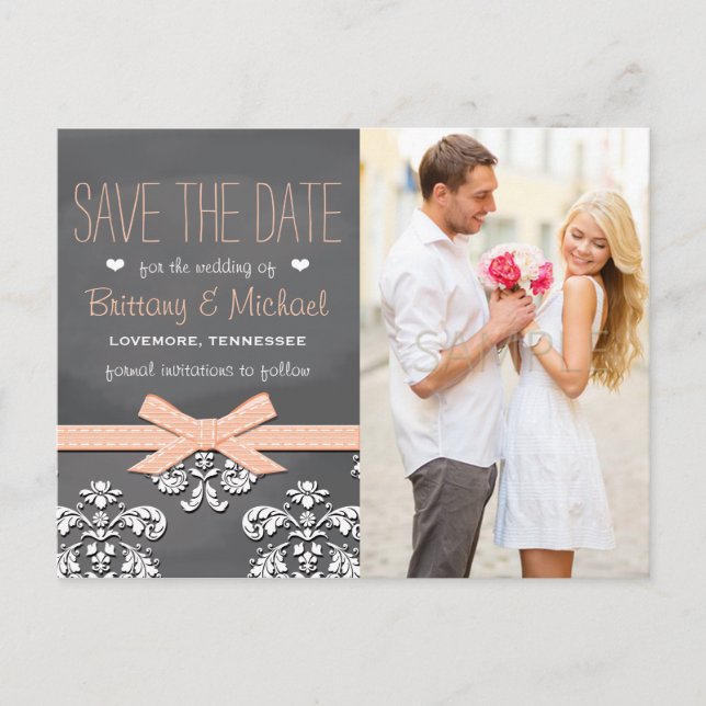 Coral Chalkboard Lace Bow Save the Date Postkarte (Vorderseite)