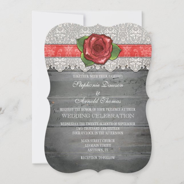 Coral Gray Rustic Wood Rose Hochzeit Einladung (Vorderseite)