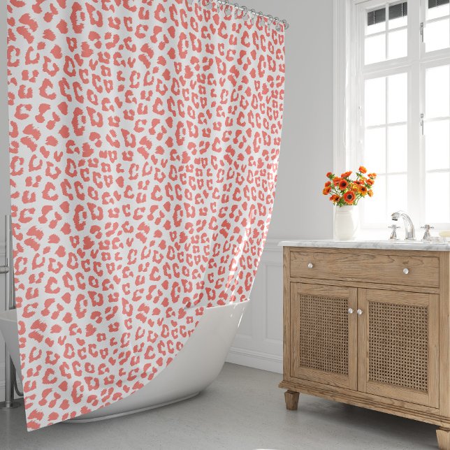 Coral Leopard Print Duschvorhang (Living Coral Leopard Print Shower Curtain by Looly Elzayat
)