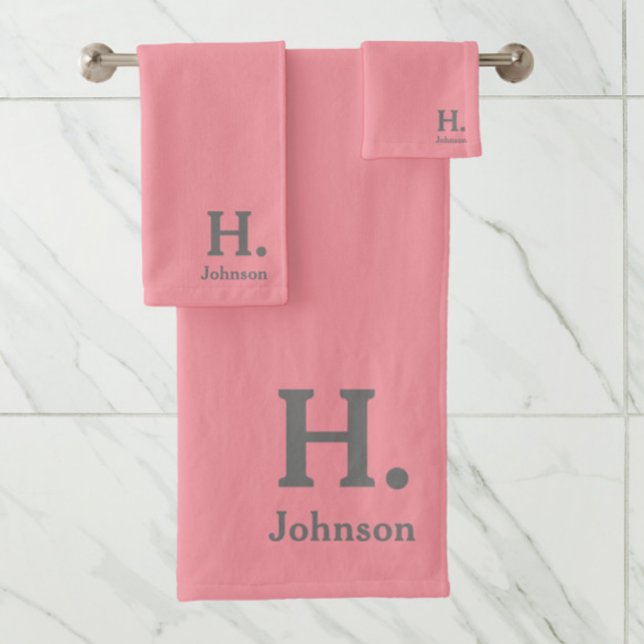 Coral Mit Monogramm Bath Handtuch Set (Von Creator hochgeladen)