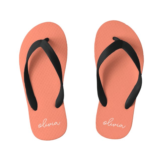 Coral Peach Girly Monogram Name Kinderbadesandalen (Fußbett)