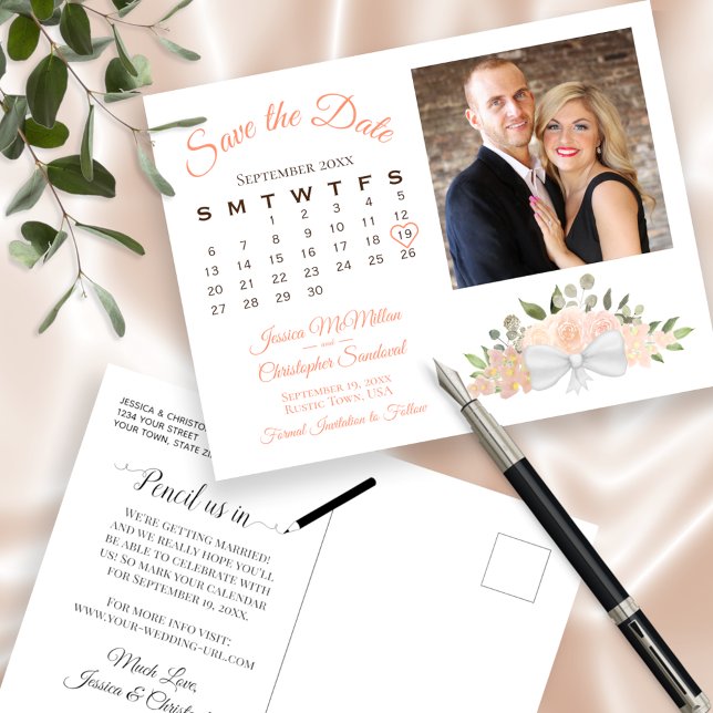 Coral Peach Rose Foto & Kalender Save the Date Ankündigungspostkarte (Von Creator hochgeladen)
