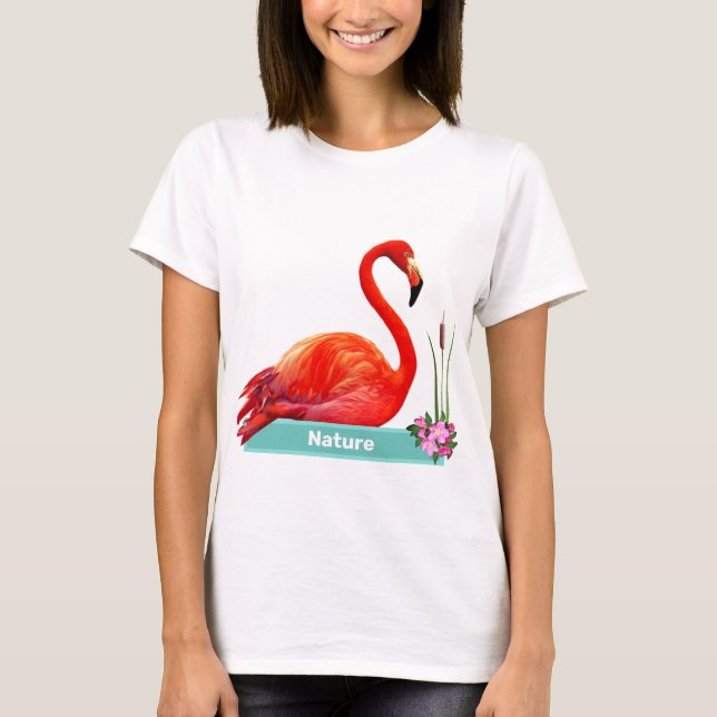 Coral Pink Flamingo & Blume T-Shirt (Vorderseite)