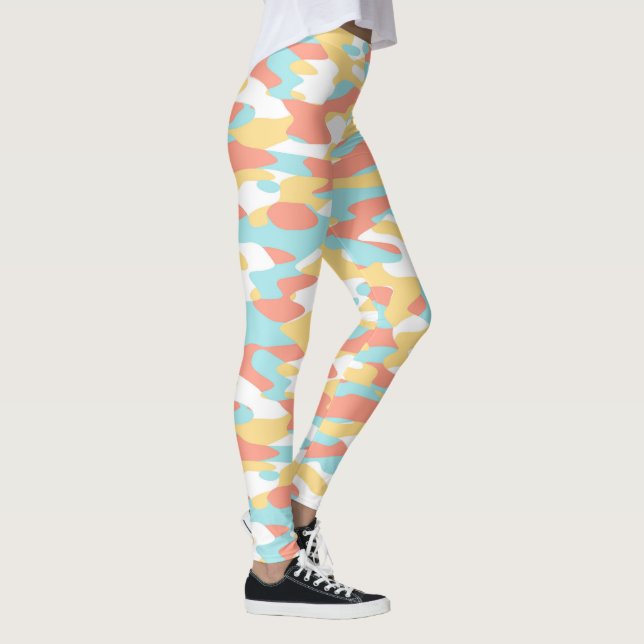 Coral Red Yellow Light Blue Camouflage Muster Leggings (Rechts)