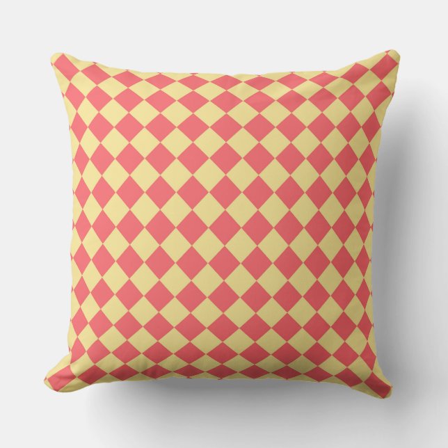 Coral Yellow Schachbrett Diamond Pattern Kissen (Vorderseite)