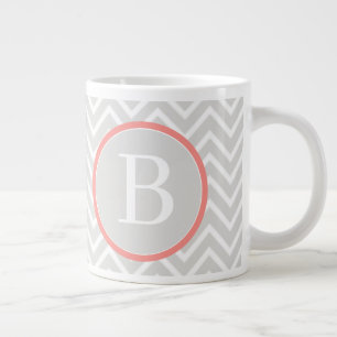 Coral Zickzack Monogram Jumbo-Tasse