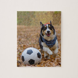 Corgi, der Fußball spielt Puzzle