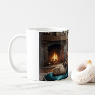 Corgi liest Katze vor Kaffeetasse