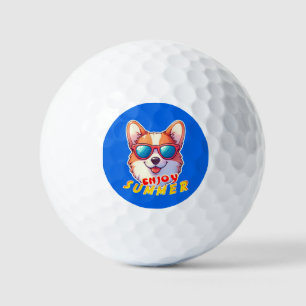 Corgi trägt eine Sonnenbrille Genießen Sie den Som Golfball