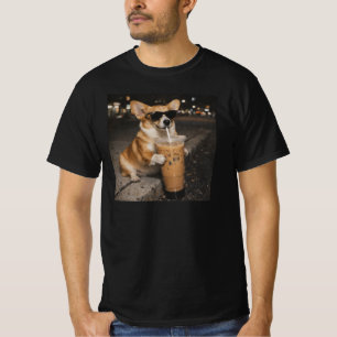 Corgi trinkt Eiskaffee Lustiges Tier Hund Meme T-Shirt