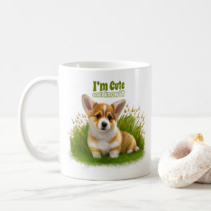 Corgi Welpe auf dem Gras niedliches Haustier Kaffeetasse