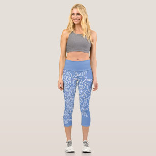 Cornflower Blue und White Mandala Yoga Capri Leggings