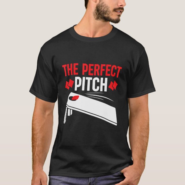 Cornhole Apperal The Perfect Pitch Cornhole T-Shirt (Vorderseite)