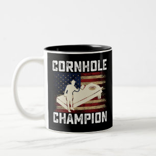 Cornhole Champion American Flag USA 4. Juli Zweifarbige Tasse