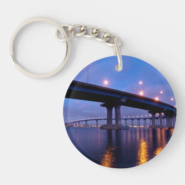 Coronado-Brücke bei Dusk Schlüsselanhänger (Vorderseite)