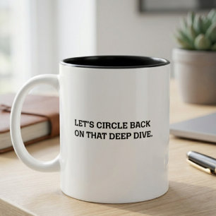 Corporate-Speak-Humor-Deep-Dive-Strategie Zweifarbige Tasse