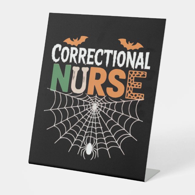 Correctional Nurse Halloween Pumpkin Classic T-Shi Sockelschild (Vorderseite)