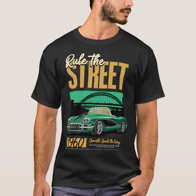Corvette 1960 regiert die Straße T-Shirt (Vorderseite)